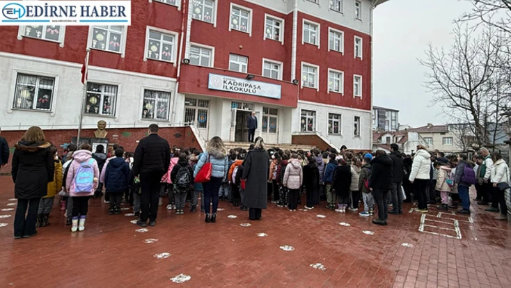 Okullarda 6 Şubat deprem şehitleri anıldı