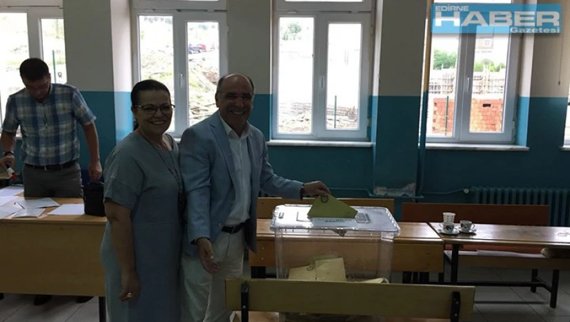 CHP adayları oylarını kullandı.