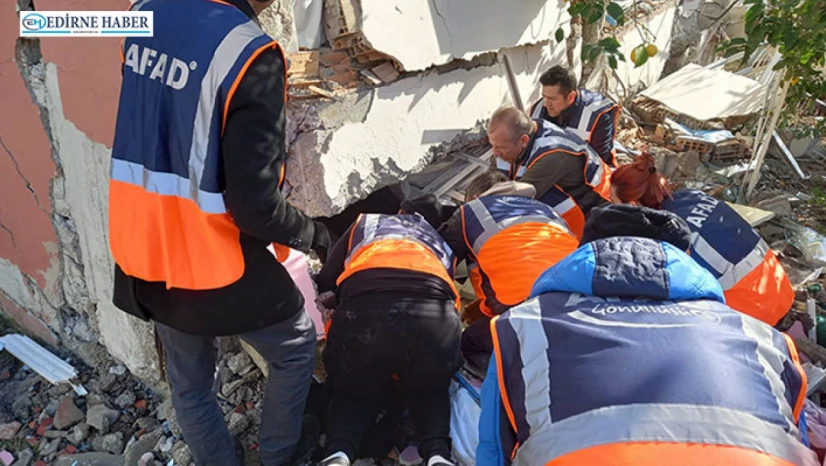 AFAD ekipleri yeni yılda eğitimlerle afet bilincini aşılamayı hedefliyor