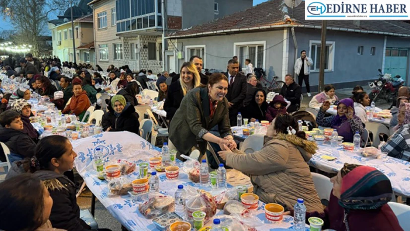 AK Parti Edirne İl Teşkilatı Karaağaç'ta iftar programına katıldı