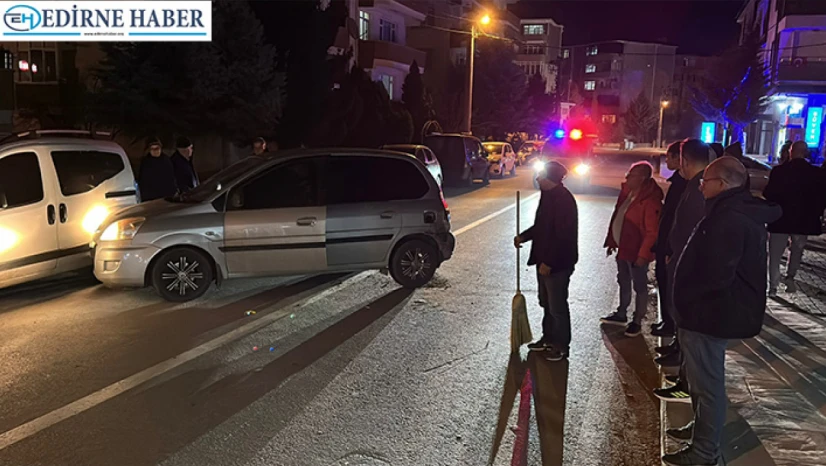 Atatürk Mahallesi'nde maddi hasarlı kaza yaralanan yok