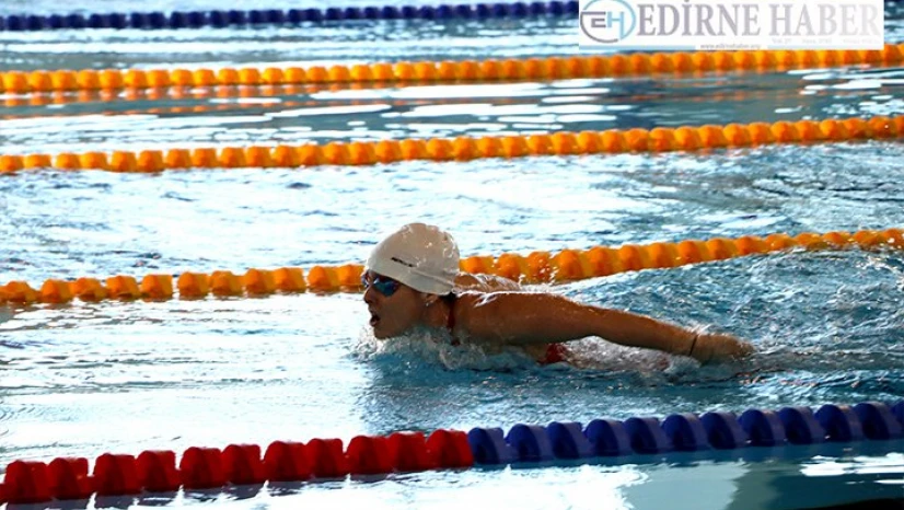 Uluslararası Masterlar Kış Yüzme Şampiyonası başladı