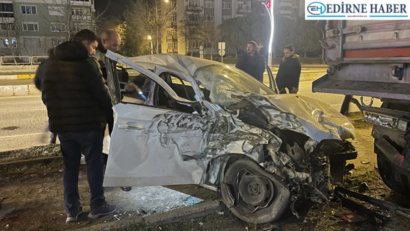 Edirne'de trafik kazasında 2 kişi yaralandı