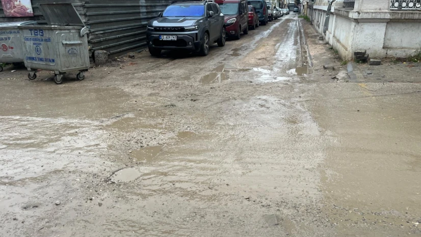 Edirne'de yollar çamur deryasına döndü