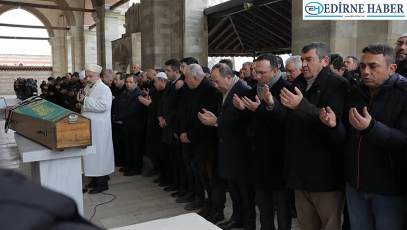 Emir'in annesi gözyaşlarıyla uğurlandı