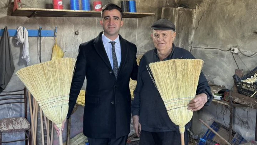 İpsala Kaymakamı Sevgili'den süpürge ustası Mustafa Şahin'e ziyaret