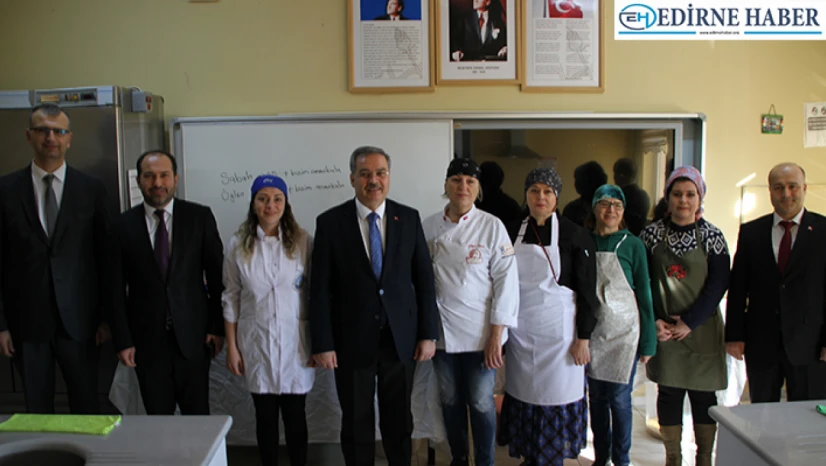 Miniklerin yemeklerini lise öğrencileri yapacak