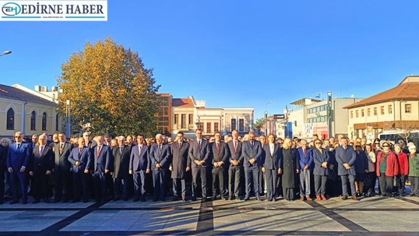 Öğretmenler Günü törenle kutlandı