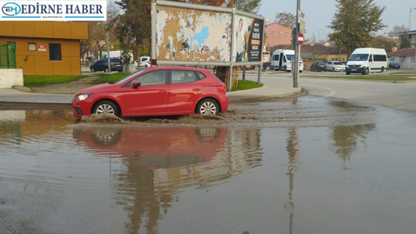 Talatpaşa'da su patlağı krizi tepkilere sebep oldu