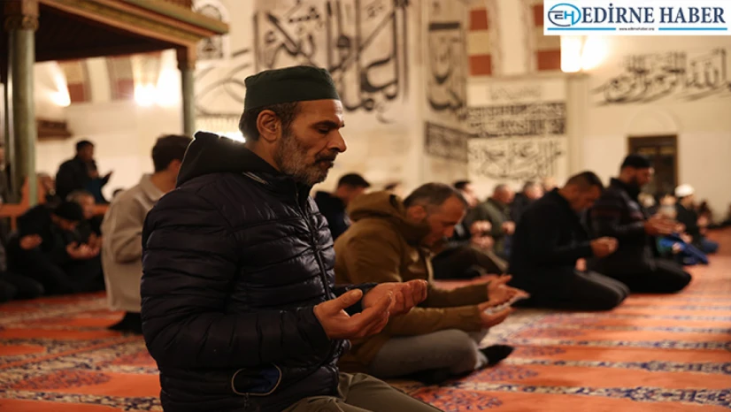 Trakya'da Regaip Kandili dualarla idrak edildi