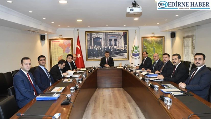 Vali Kırbıyık Başkanlığında Kaymakamlarla Değerlendirme Toplantısı Yapıldı