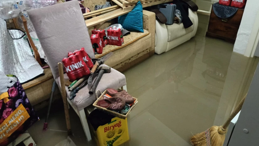 Yetersiz altyapı ev ve işyerlerini göle çevirdi