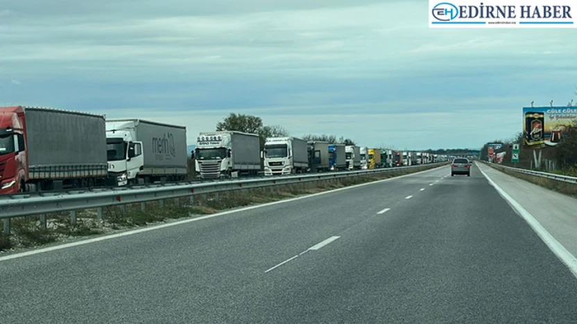 Bulgaristan'da 25 kilometrelik TIR kuyruğu oluştu