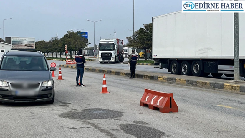 Avrupa'ya açılan kapıda güvenlik zinciri: jandarma göz açtırmıyor