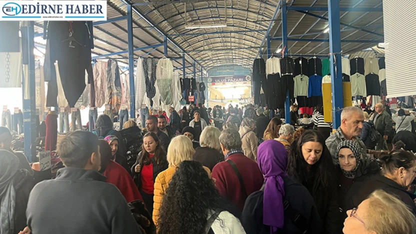 Cuma Pazarı'nda tezgâhlara akın