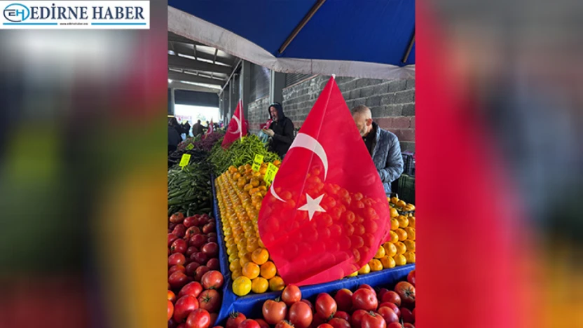 Cumhuriyet Bayramı coşkusu Çarşamba Pazarı'nı renklendirdi