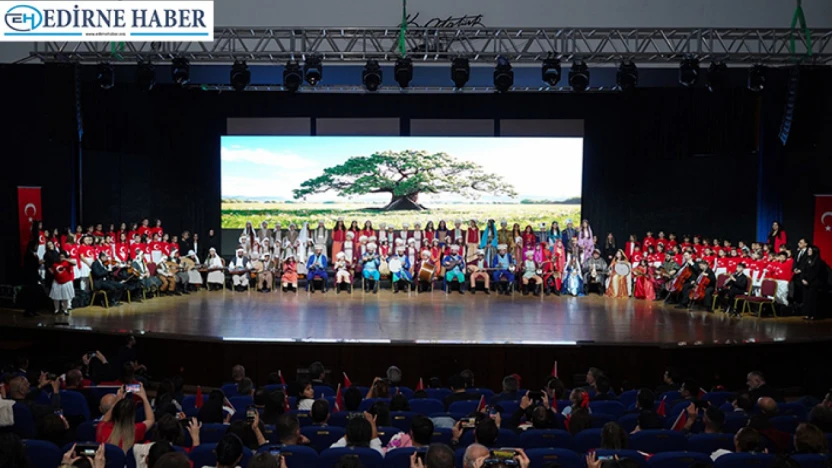 Cumhuriyetin 102. yılında öğrencilerden anlamlı eserler