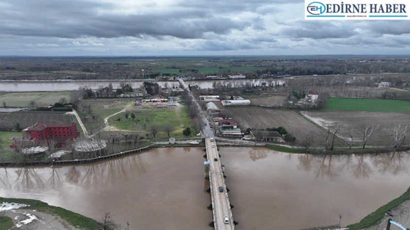 Edirne'de nehir debileri yağışlarla yükseldi