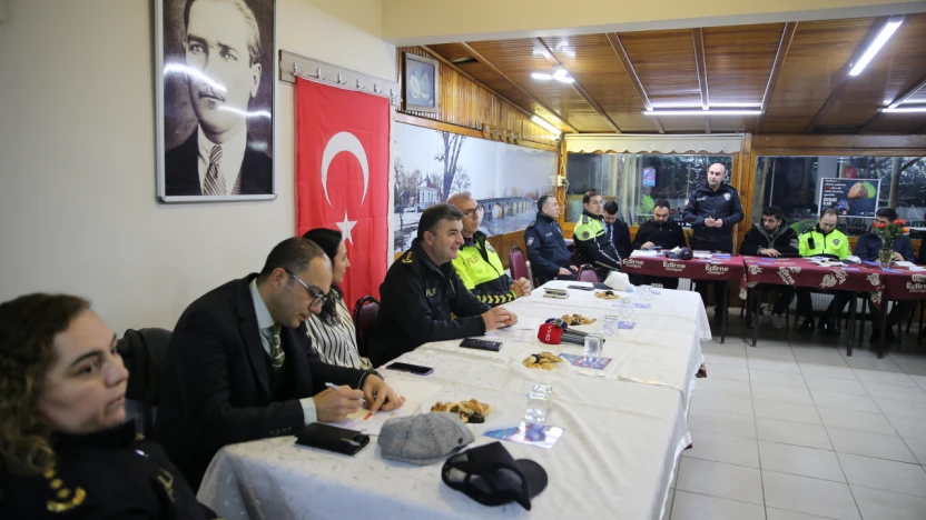 Edirne Emniyet Müdürü Ayhan, vatandaşların taleplerini dinledi