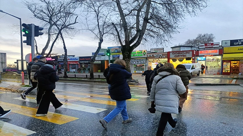 Edirne yağışlı havanın etkisi altına girdi