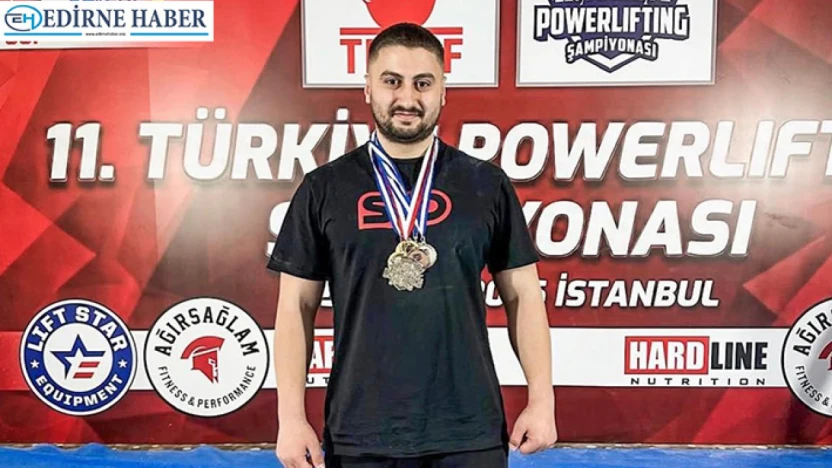 Emre Dalaklı, Türkiye Powerlifting Şampiyonası'ndan derecelerle döndü