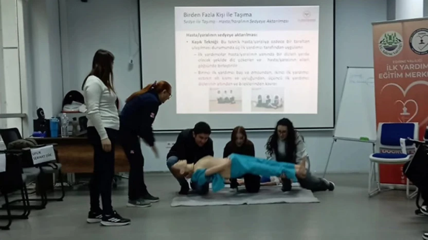 Genç öğretmen adaylarından ilkyardım seferberliği