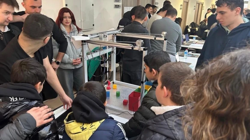 Koruma altındaki çocuklar dönem sonu proje sergisini ziyaret etti