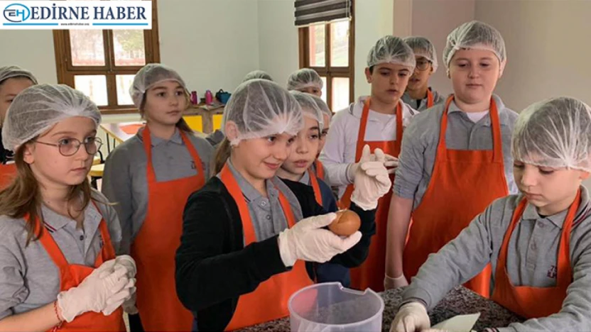 Küçük ustalar günlük yaşamı atölyede öğrendi