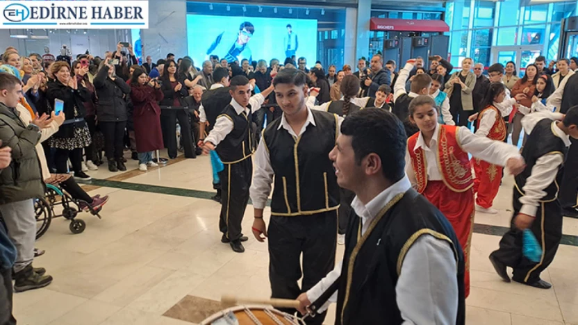 Özel bireylerin gösterisi hayran bıraktı