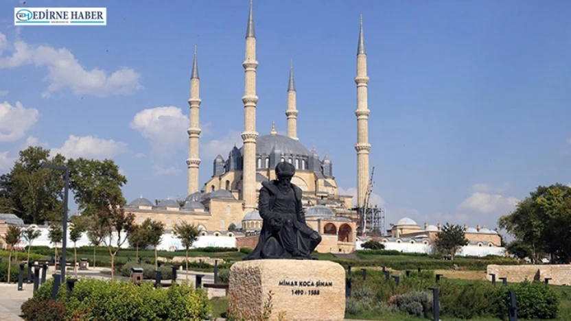 Selimiye'de çimentolu izler temizlendi, orijinal dokular ortaya çıkarıldı