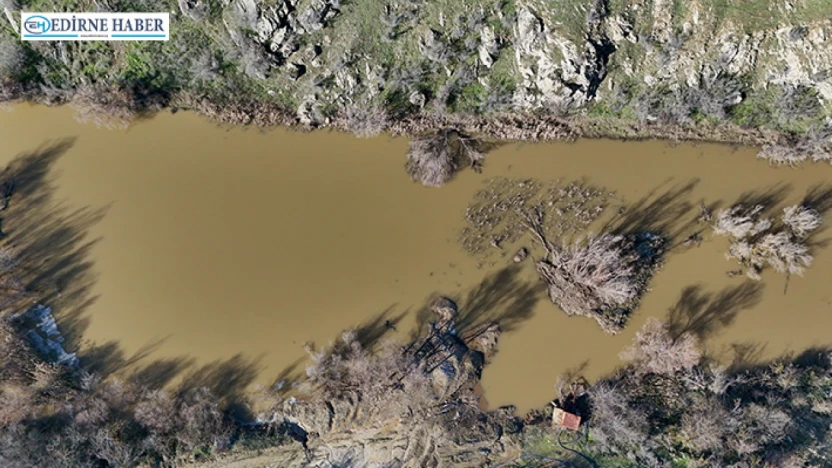 Yağışlar kuruyan dereye can suyu oldu