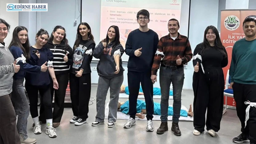 Yeni İlk Yardımcılar sertifikalarını aldı