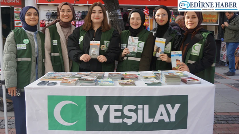 Yeşilay'dan bağımlılıkla mücadele standı
