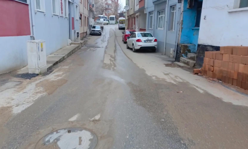 1 haftadır su patlağı çözülemeyen sorun