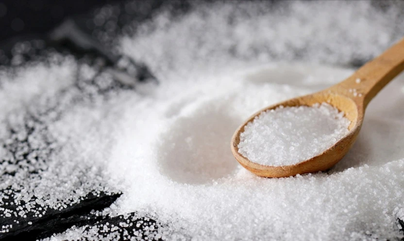 Aşırı tuz tüketimi kan basıncını yükselterek hipertansiyon riskini artırıyor