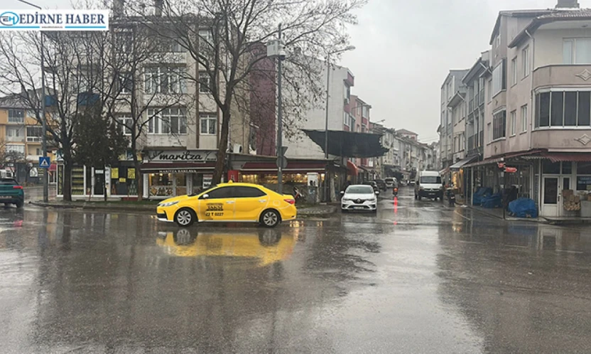 Cuma Pazarı'nın kapanması esnafı vurdu: İşler durma noktasında