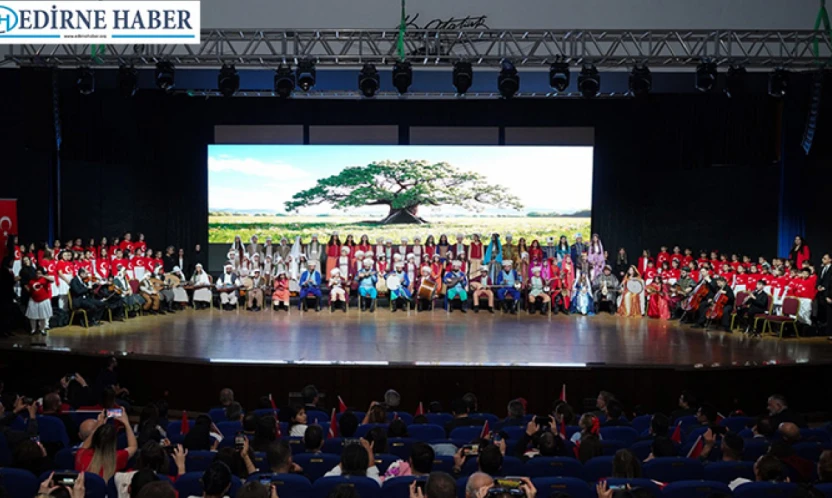 Cumhuriyetin 102. yılında öğrencilerden anlamlı eserler