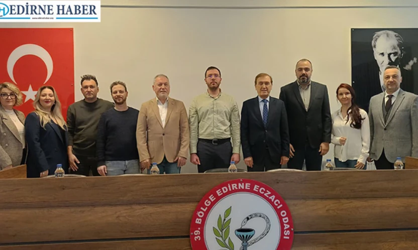 Edirne Eczacı Odası'nda bayrak değişimi