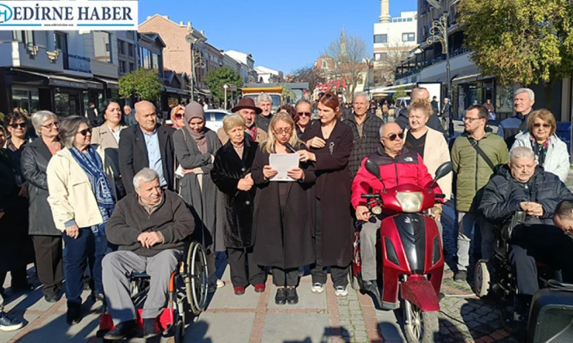 Engelli bireylerin yaşadığı sorunlara dikkat çekmek için bir araya geldiler