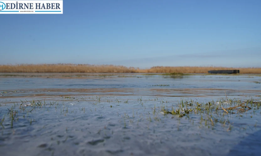 Göl Baba buz tuttu, doğa sessizliğe büründü