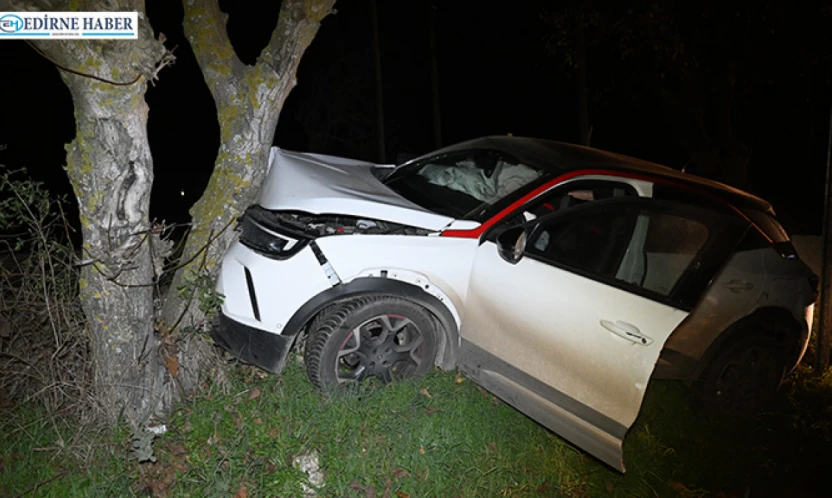 Havsa ilçesinde yoldan çıkan otomobildeki 3 kişi yaralandı