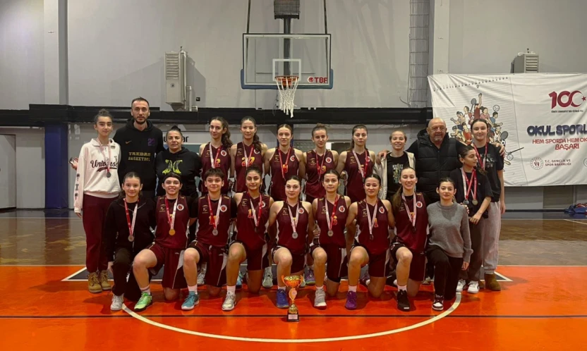 IC TREDAŞ Spor Kulübü U18 Kız takımı, il şampiyonu oldu