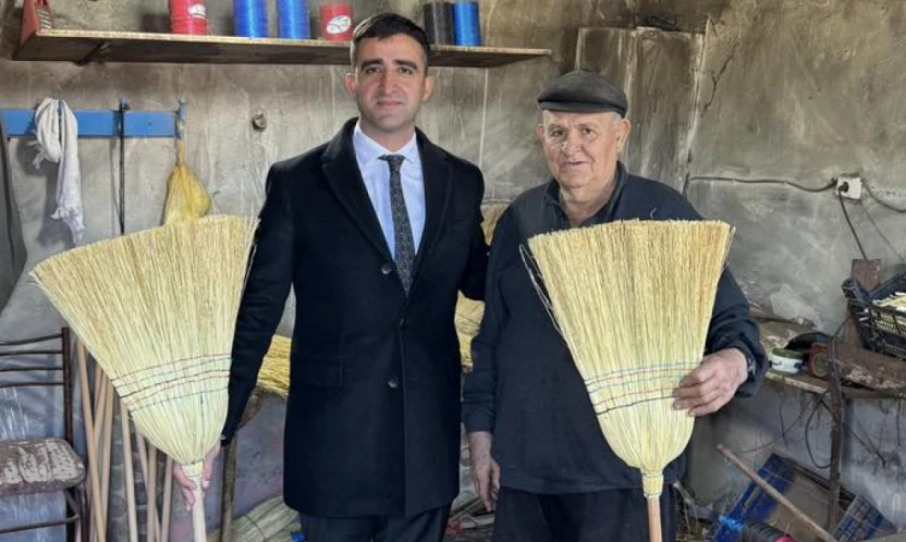 İpsala Kaymakamı Sevgili'den süpürge ustası Mustafa Şahin'e ziyaret