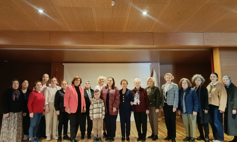 Kadın hakları ve başvuracakları noktalarla ilgili bilgilendirme yapıldı