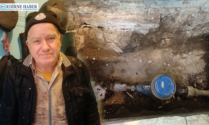 Kaleiçi'nde Su Saati Krizi: Belediyenin yapması gereken işi vatandaş yapıyor