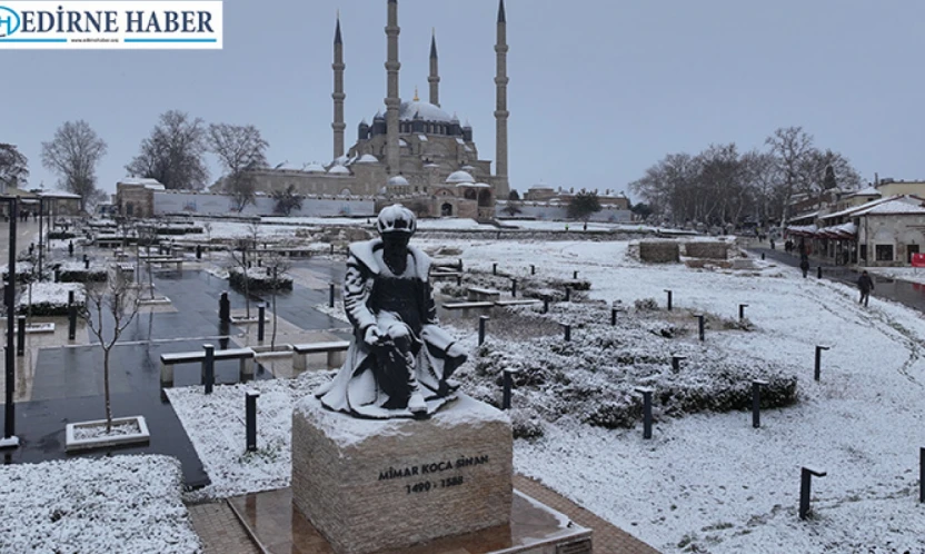 Kar yağışı sevindirdi