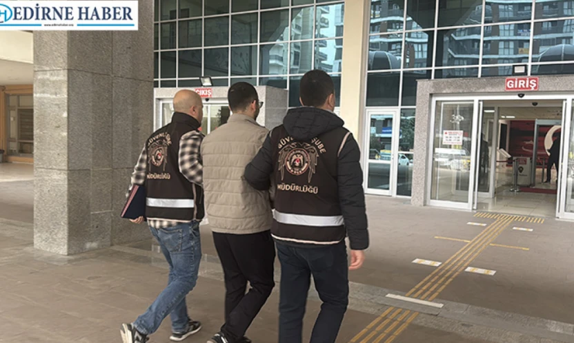 Kostüm etkinliğine imam cübbesiyle katılan şüpheli serbest bırakıldı