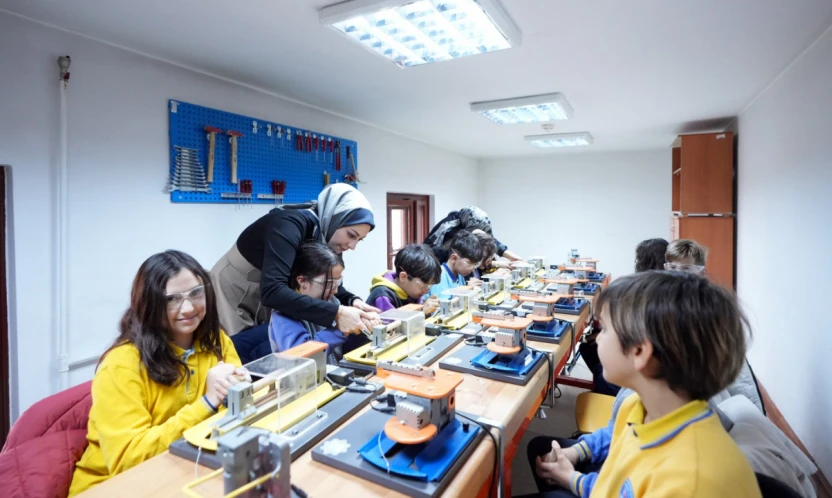 Kütüphaneler öğrenciler için eğitim atölyesine dönüştü