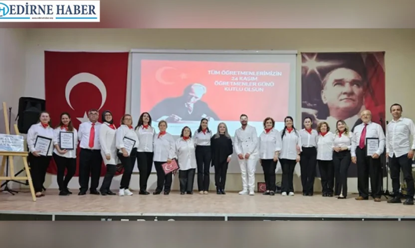 Meriç'te Öğretmenler Günü'nü Halk Korosu Taçlandırdı