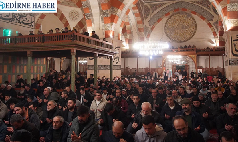 Miraç Kandili, dualarla idrak edildi